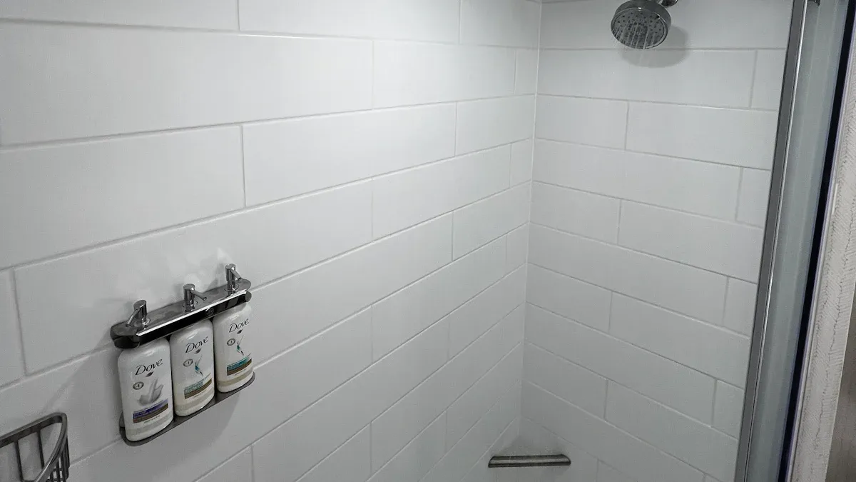 நீர்ப்புகா நேரியல் விளக்குகள் பொதுவாக நிறுவப்பட்ட இடம்